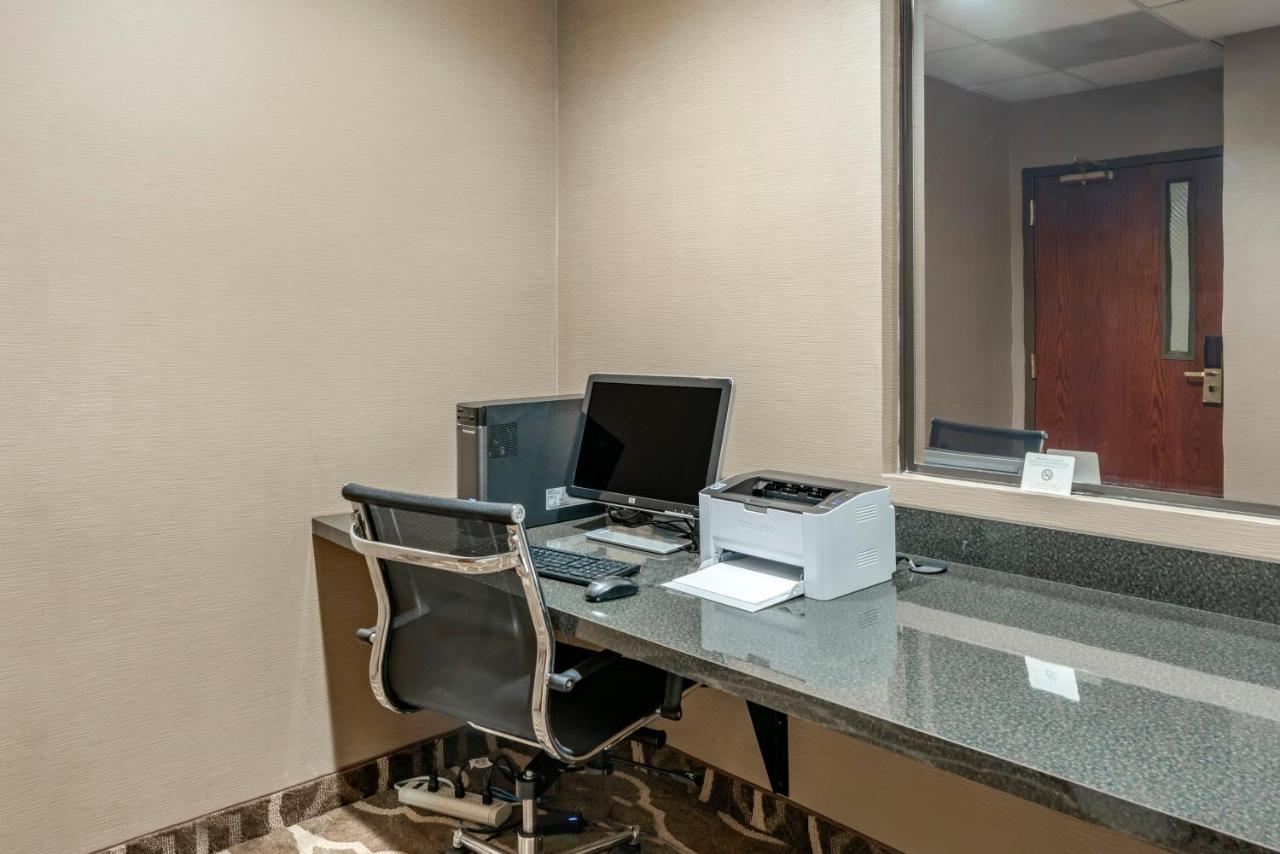 Comfort Inn & Suites St Louis-O'Fallon Zewnętrze zdjęcie
