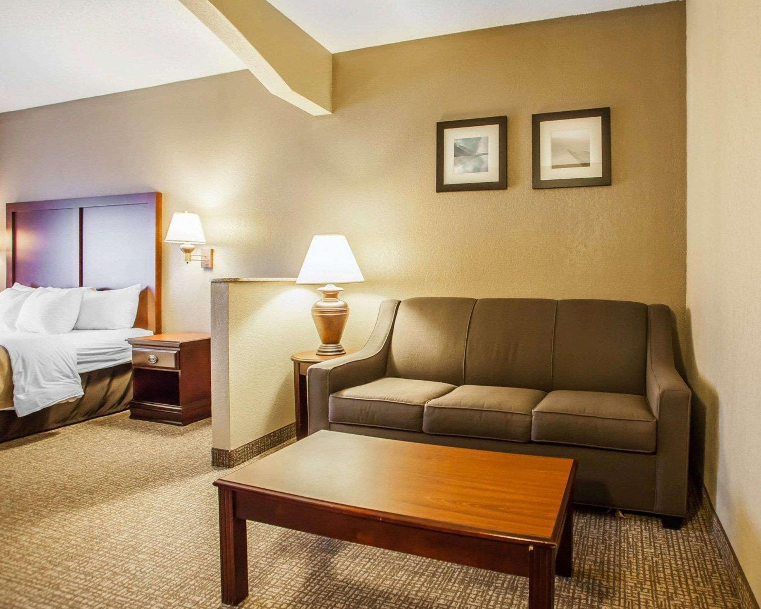 Comfort Inn & Suites St Louis-O'Fallon Zewnętrze zdjęcie