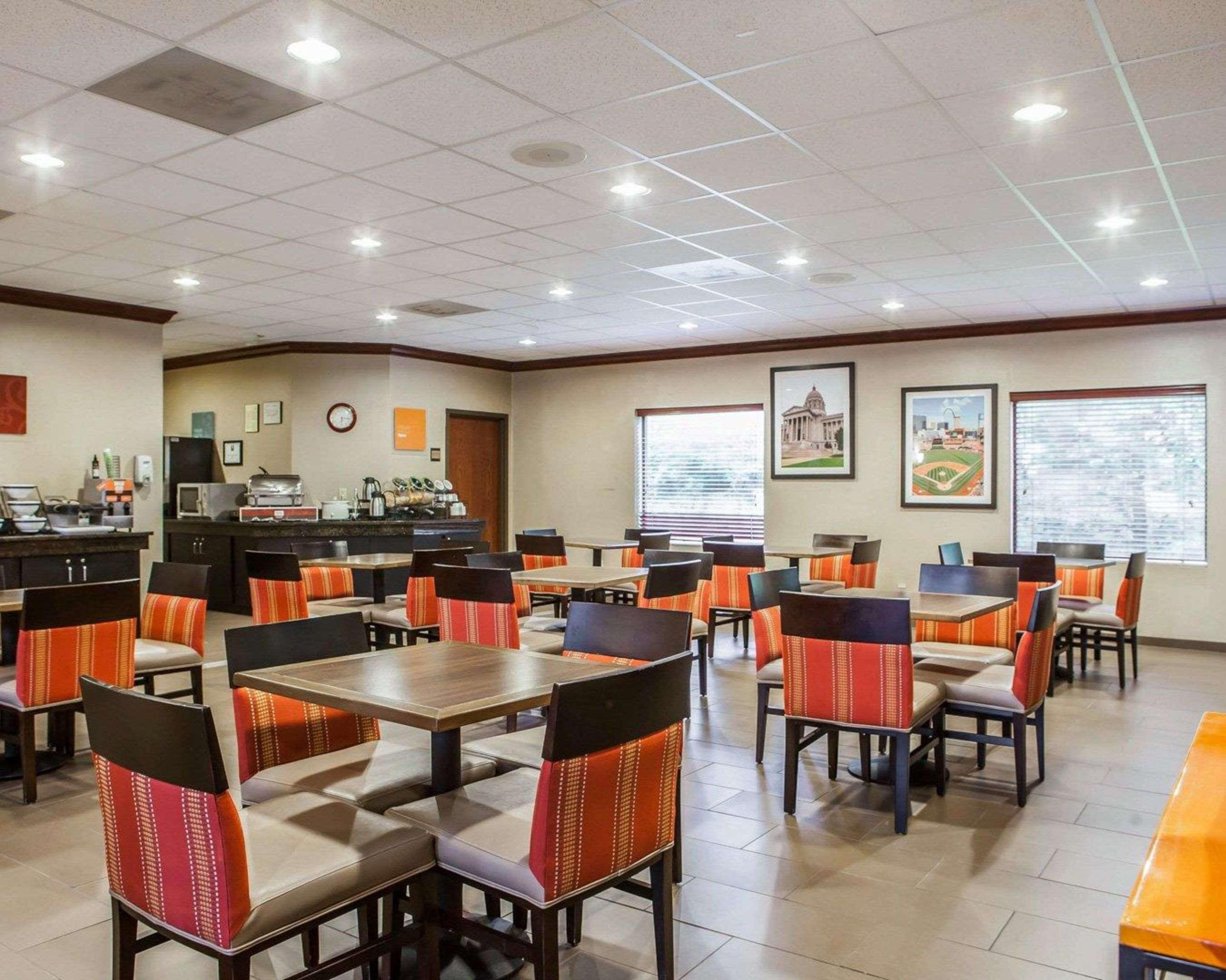 Comfort Inn & Suites St Louis-O'Fallon Zewnętrze zdjęcie