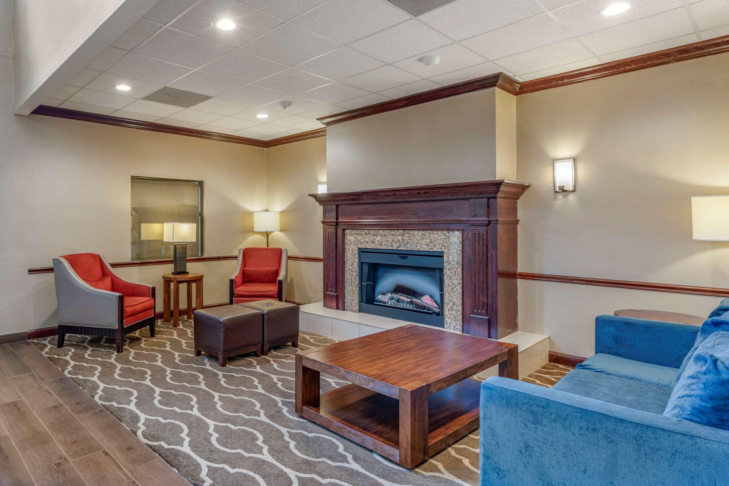 Comfort Inn & Suites St Louis-O'Fallon Zewnętrze zdjęcie