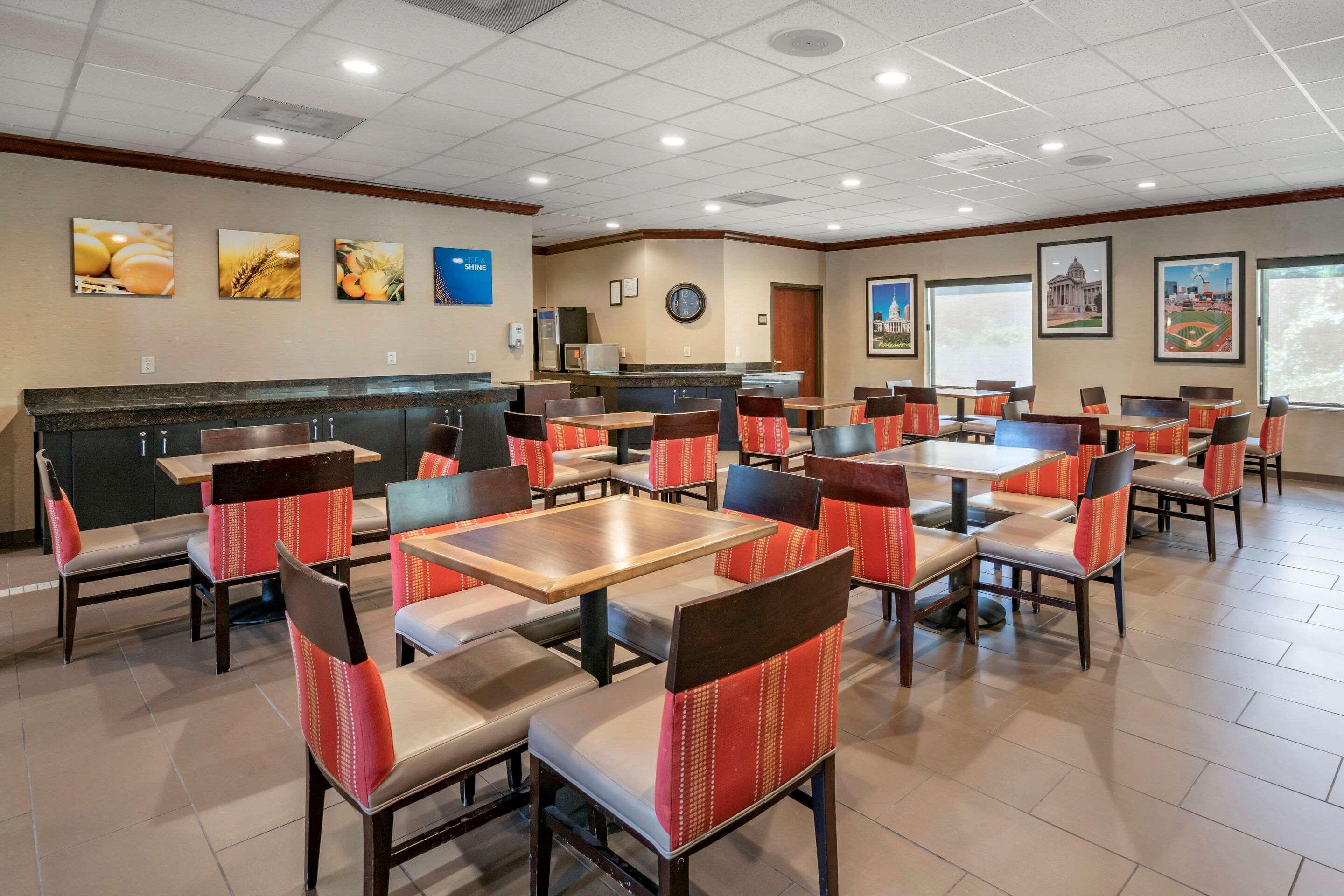 Comfort Inn & Suites St Louis-O'Fallon Zewnętrze zdjęcie